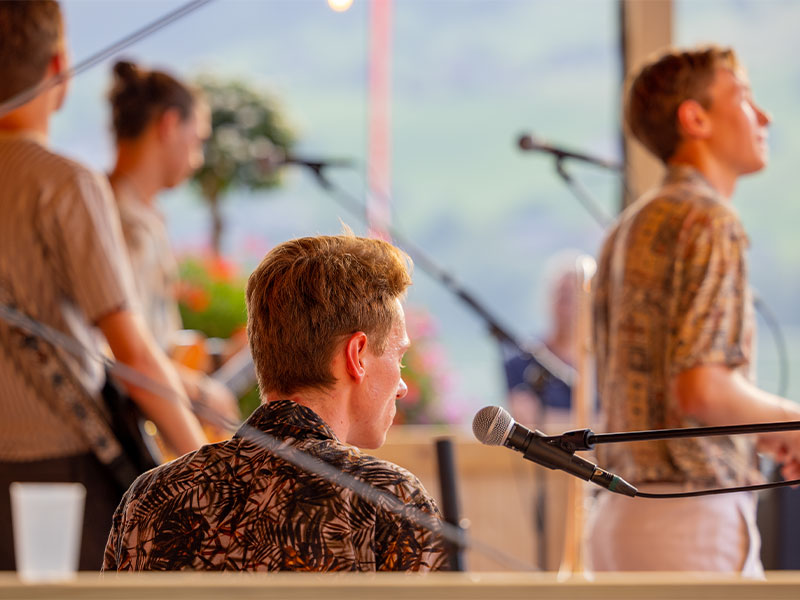 Band an einer schönen Location